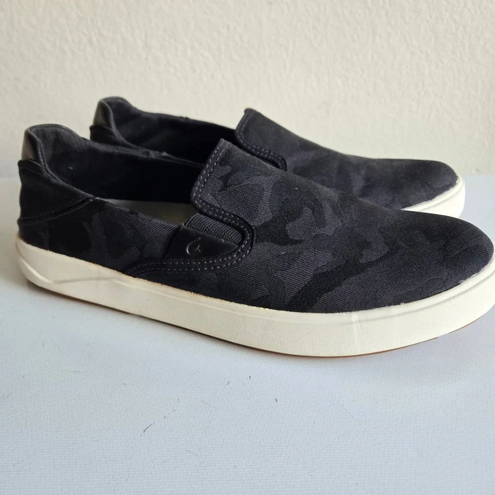 OluKai Lae'ahi Pa'i Mens Black Camo Textile Slip On Sneakers Drop Heel Size 9
